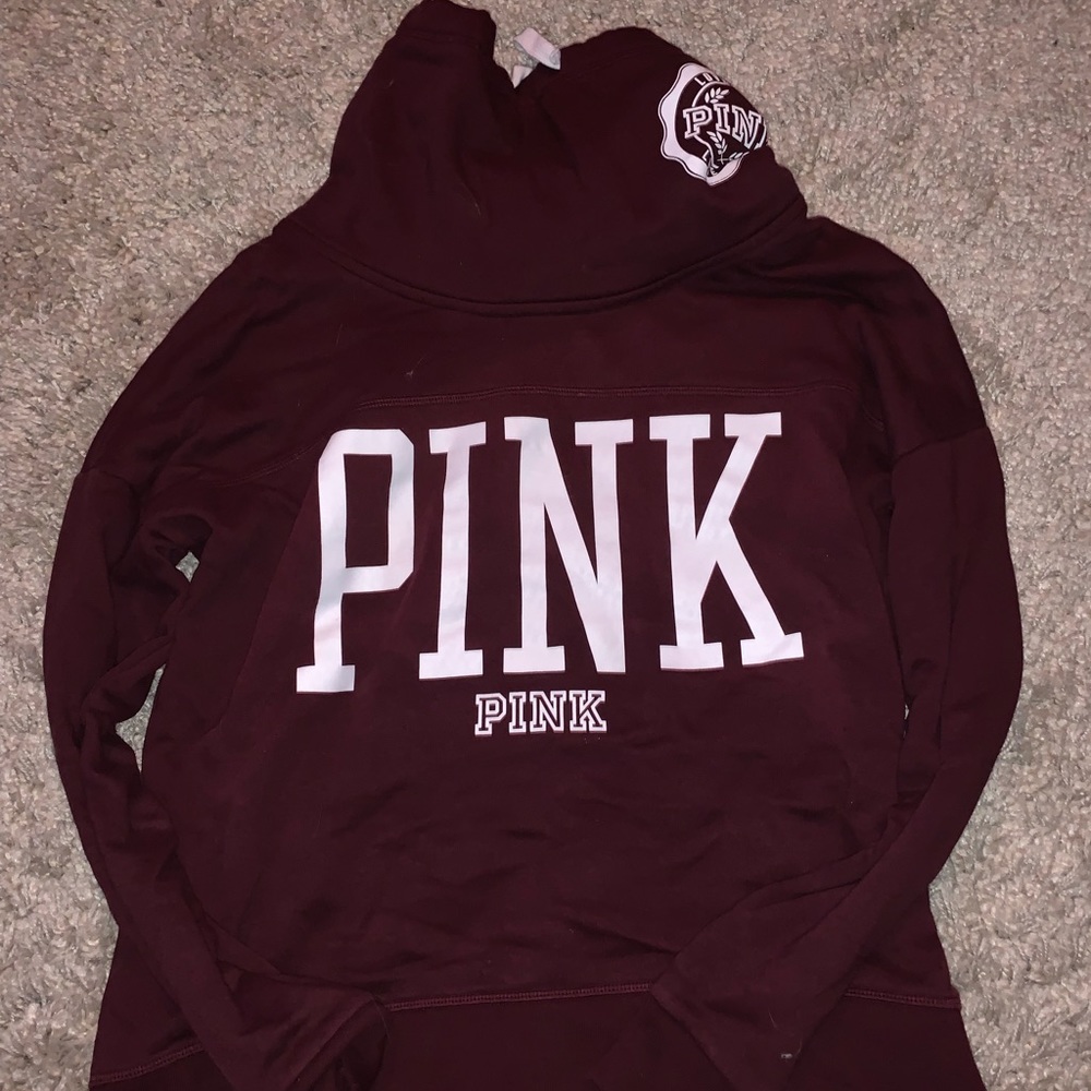 Turtle neck sweatshirt